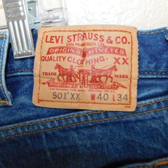 Levis 501 XX Jeans Size 40 x 34 Denim 5 Pocket Indigo Blue Casual Button Fly - Picture 3 of 10